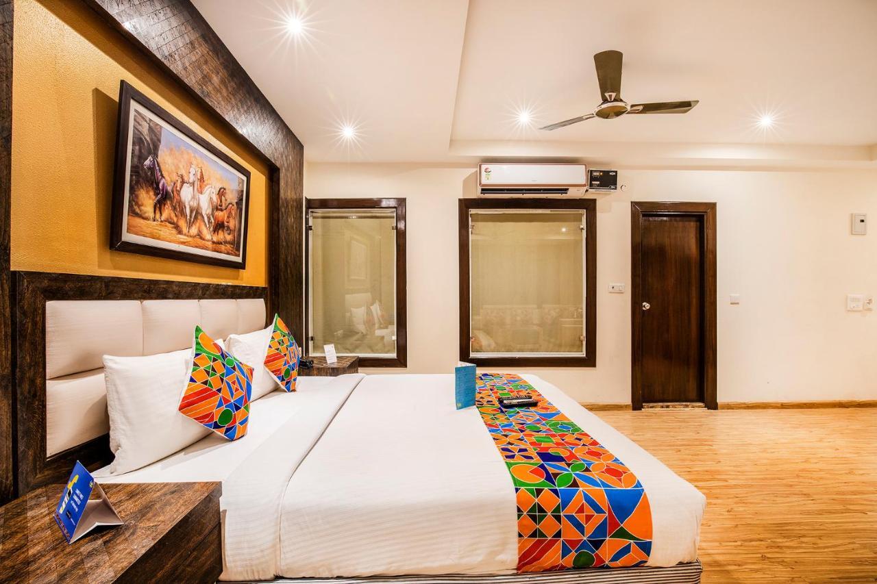 Fabhotel Shoba Estate Delhi Airport New Delhi Exterior photo
