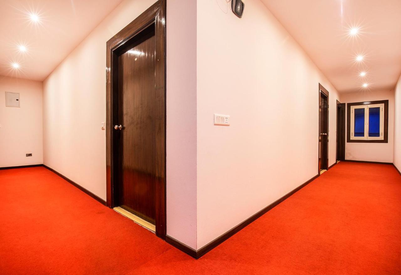 Fabhotel Shoba Estate Delhi Airport New Delhi Exterior photo